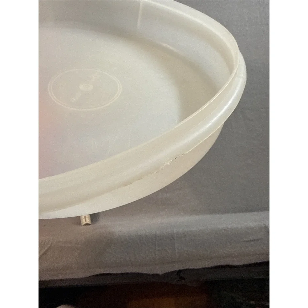 Tupperware Bowl With Pink Lid Slim Flat Style
